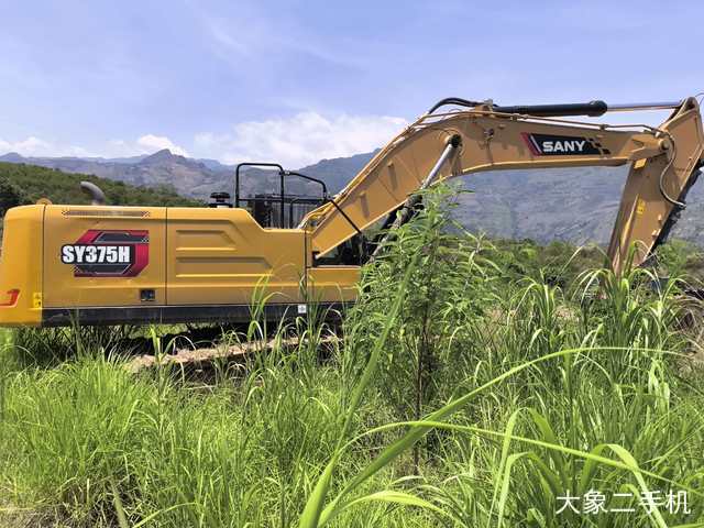 三一重工 SY375H 挖掘机