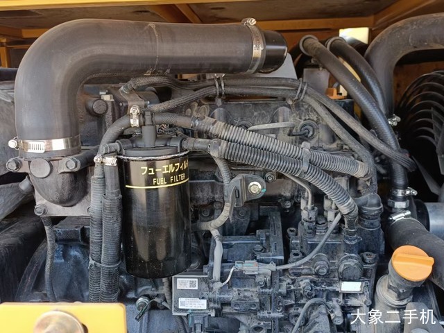 山东临工 E685F 挖掘机