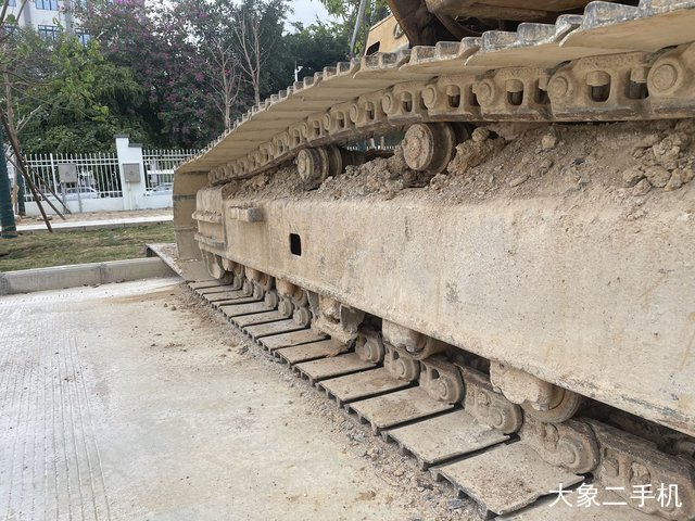 加藤 HD820LC-II 挖掘机