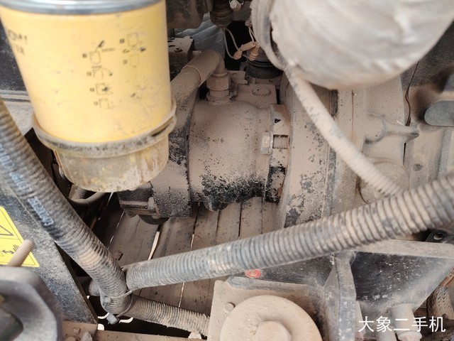 山东临工 E660F 挖掘机