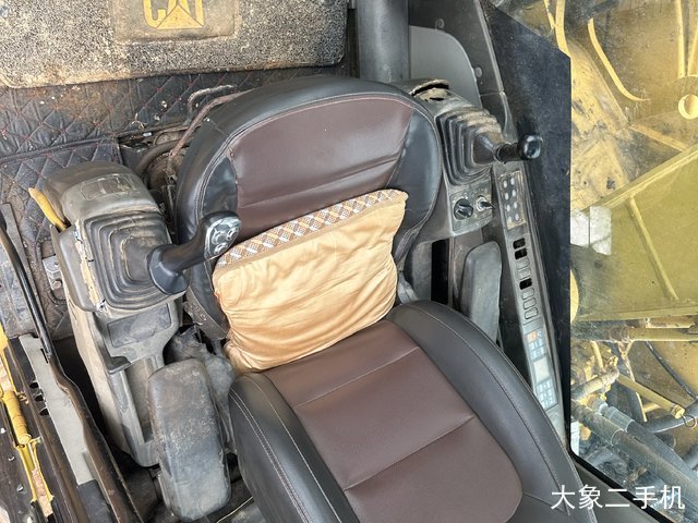 卡特彼勒 320BL 挖掘机