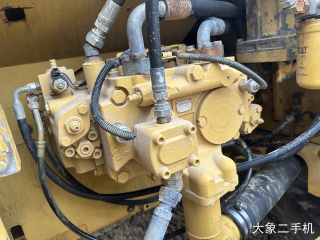 卡特彼勒 320BL 挖掘机