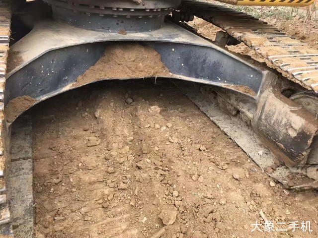 小松 PC200-8M0 挖掘机