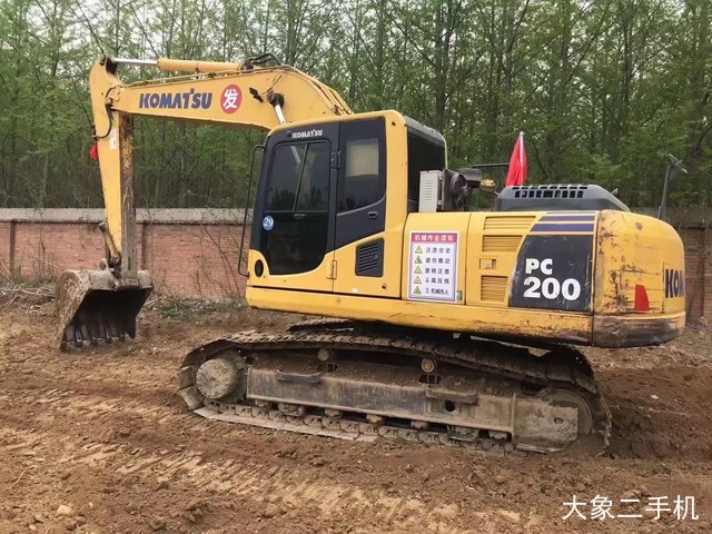 小松 PC200-8M0 挖掘机