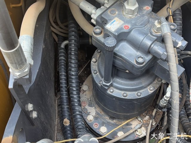 徐工 XE210 挖掘机