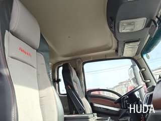 Truck 大运轻卡 220HP - 10