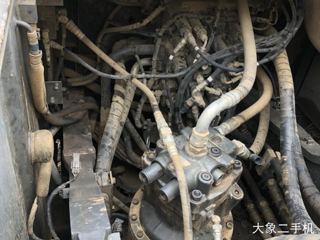 住友 SH210-6 挖掘机