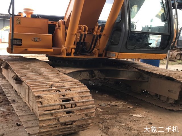 加藤 HD820R 挖掘机