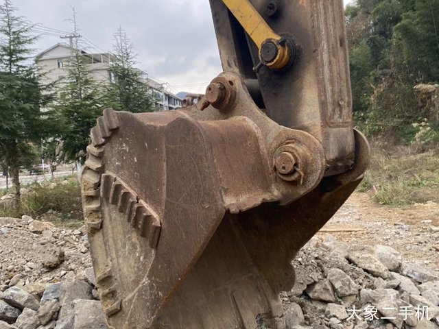 三一重工 SY235C-9 挖掘机