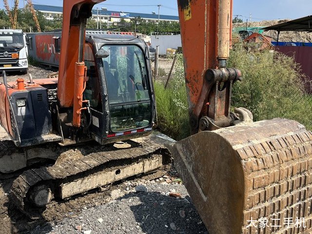 日立 EX70 挖掘机