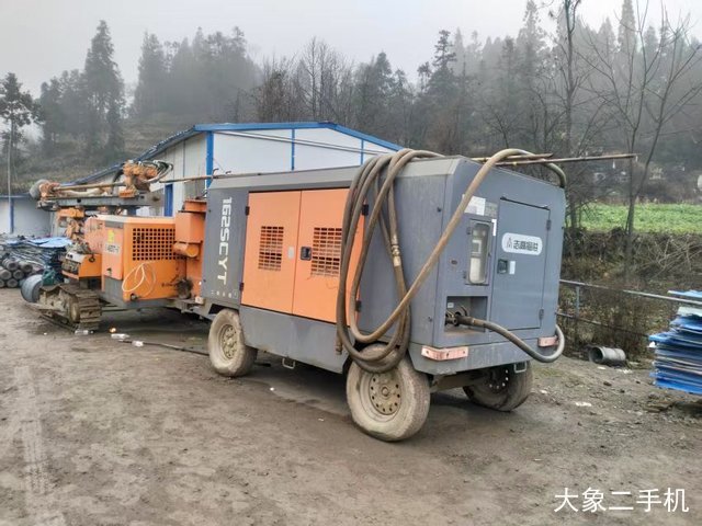 志高掘进 ZGYX-420 潜孔钻机