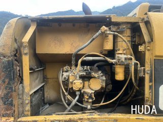 Caterpillar 320B-S Excavator - 7