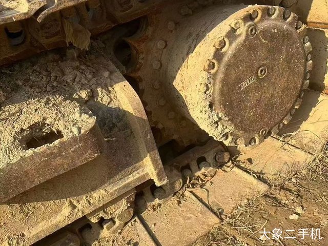 龙工 LG6225E 挖掘机