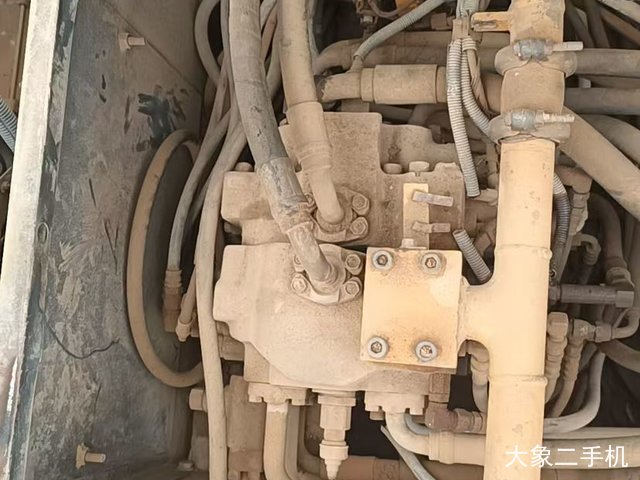 加藤 HD820III 挖掘机