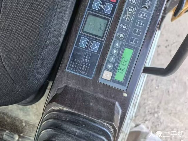 三一重工 SY215C-10 挖掘机