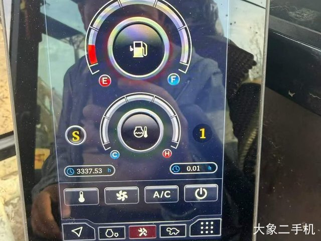 三一重工 SY60C 挖掘机