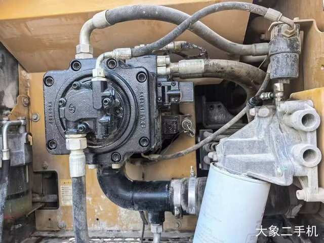 三一重工 SY215C-10 挖掘机