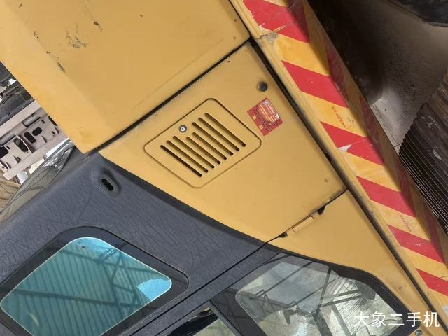 小松 PC35MR-2 挖掘机