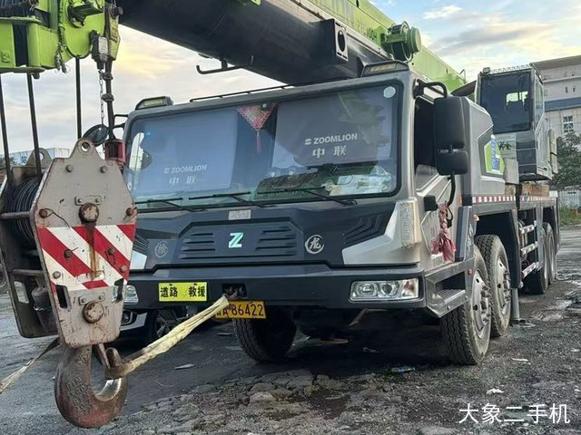 中联重科 QY70V 起重机