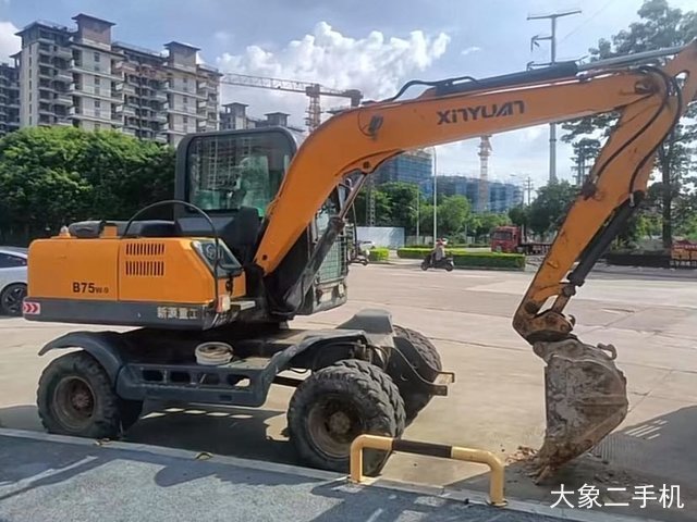 新源 XYB75W-9 挖掘机