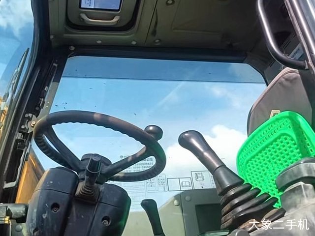新源 XYB75W-9 挖掘机