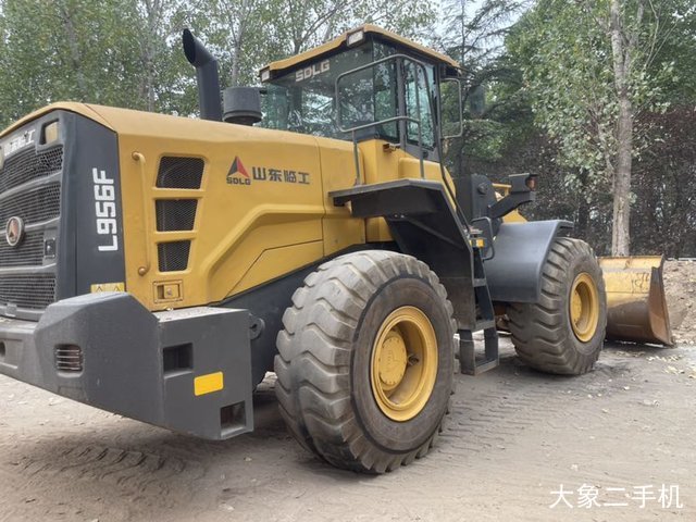 山东临工 L953 装载机