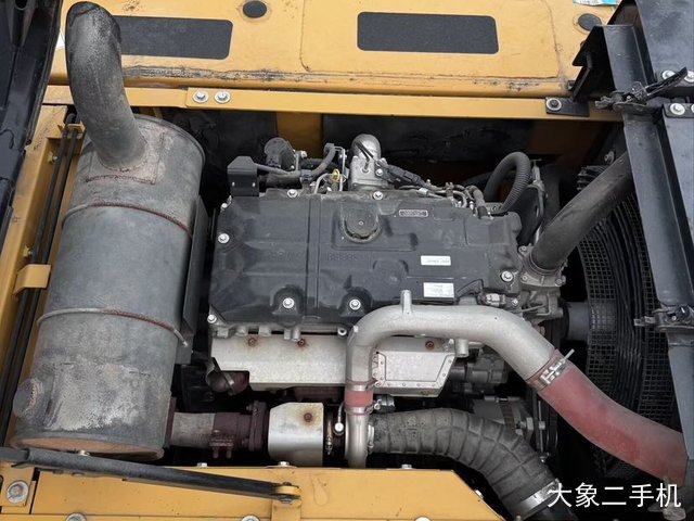 三一重工 SY215C-8 挖掘机