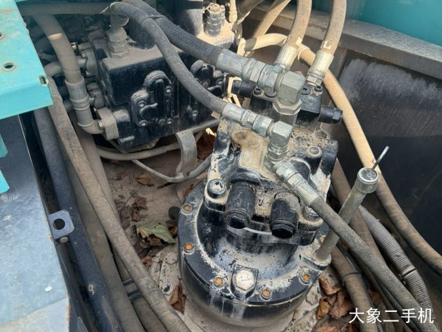 徐工 XE135B 挖掘机