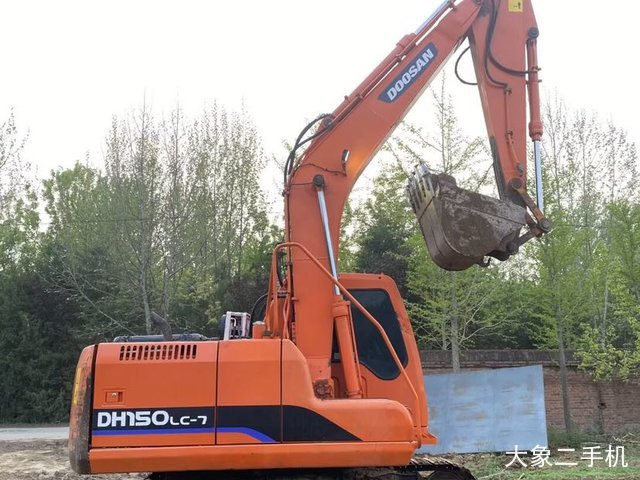 斗山 DH200LC-7 挖掘机
