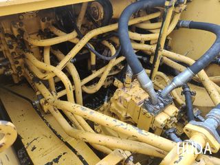 Komatsu PC850-8 Excavator - 10