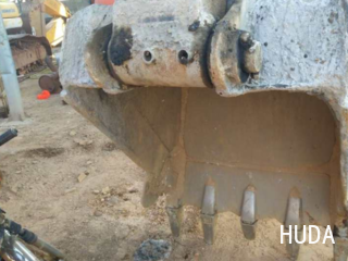 Komatsu PC200-6 Excavator - 5