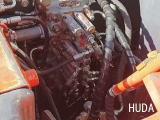 Hitachi ZX70-5G Excavator - 5