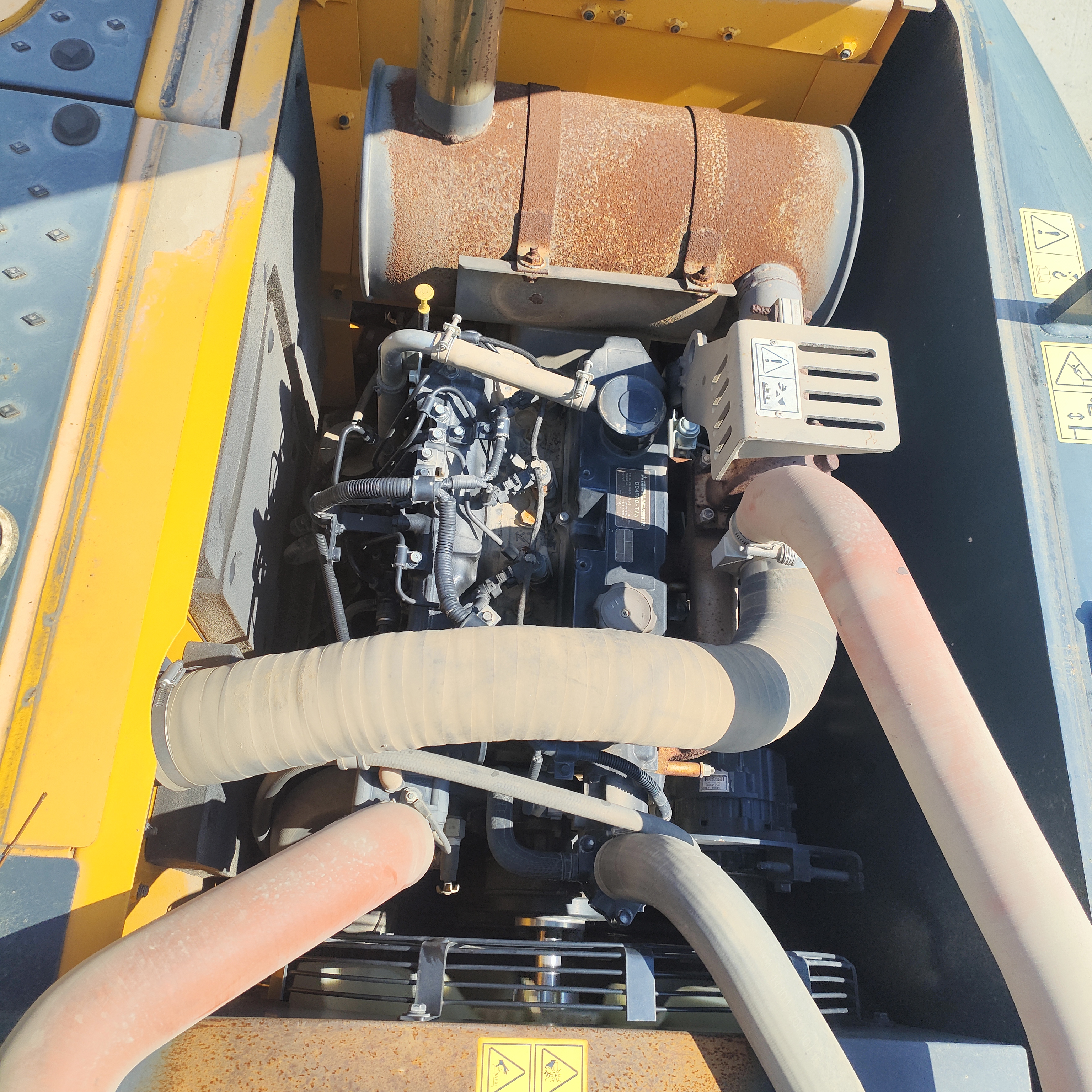 Hyundai R130VS used excavator
